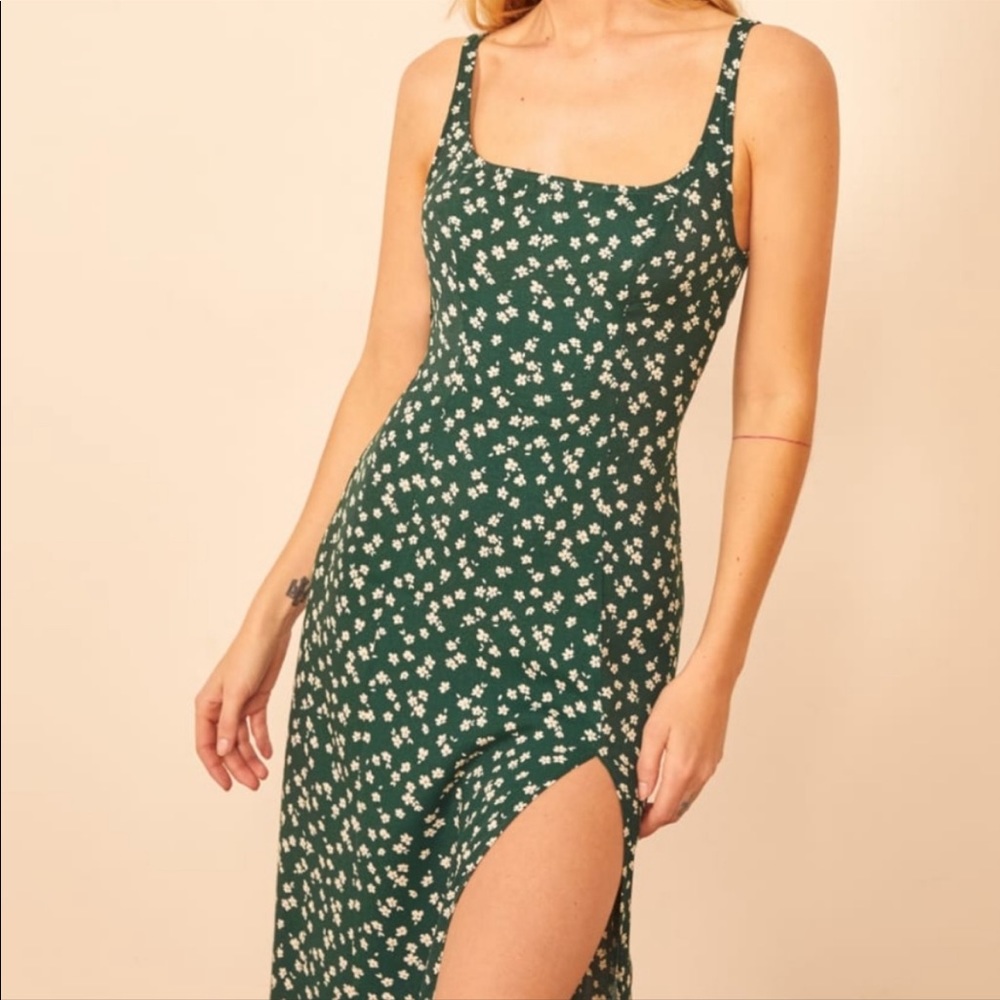 **ISO Reformation Gilmore Dress**